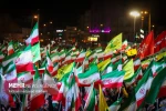 .التجمعات الليلية في ساحة الثورة بطهران لدعم القوات المسلحة في مواجهة العدو الصهيوالامريكي 2