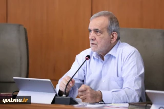 پزشکیان: قدردان داوطلبان و امدادگران فداکار هلال احمر هستم