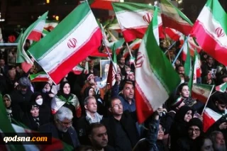 استمرار المسيرات في أنحاء ايران دعما للقوات المسلحة