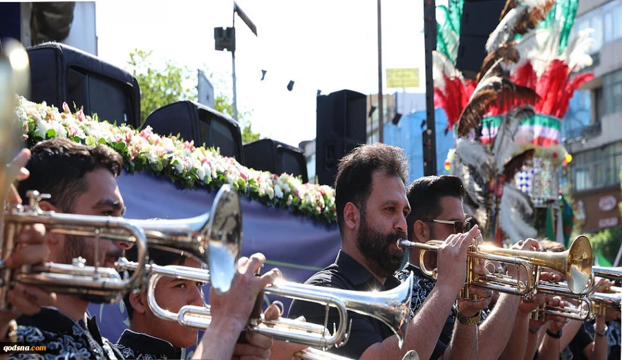 مواكب عزاء اربعينية القائد الشهيد تنطلق في طهران وارجاء البلاد 2