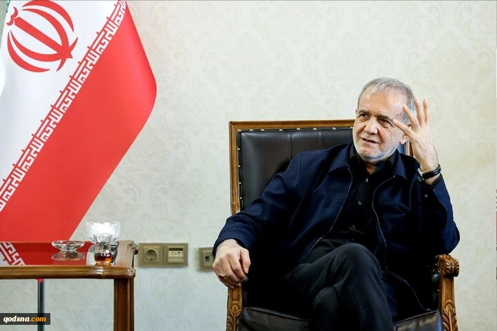 رئیس جمهور در واکنش به اظهارات ترامپ

 ترامپ چه‌کاره دنیاست که ایران را از حقوق قانونی محروم کند؟ 2