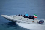 توقیف دو کشتی متخلف در تنگه هرمز توسط سپاه 2