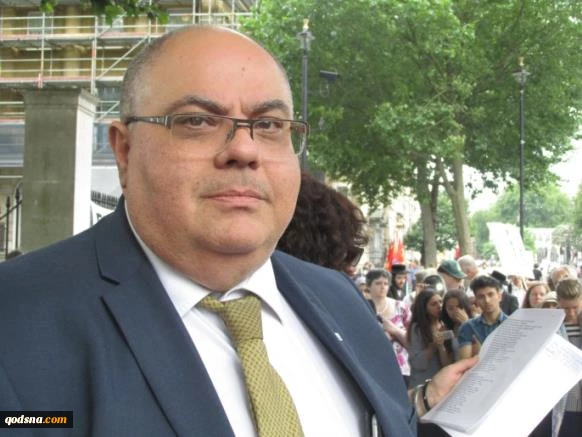 حواش که از سوی حزب سبز در حوزه انتخاباتی «استیرچلی» نامزد شده بود، توانست آرای لازم را کسب کرده و به ‌عنوان عضو شورای شهر بیرمنگام انتخاب شود.

او نخستین عضو شورای محلی فلسطینی‌تبار است که موفق به حضور در شورای شهر بیرمنگام می‌شود.