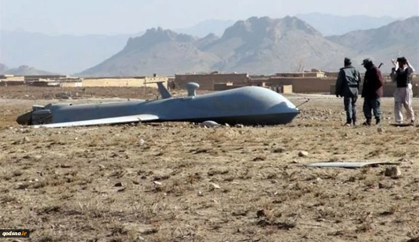 إسقاط طائرة مسيرة معادية في محيط جزيرة قشم 2
