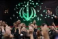 وفاء لاينضب...طوفان بشري يملأ مصلّى طهران في وداع قائد الامة الشهيد