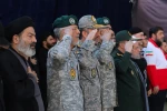 تصاویری از حضور فرزندان رهبر شهید، سران قوا و جمعی از مسئولان ارشد کشوری و لشکری در مراسم وداع با آقای شهید ایران 10