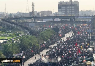 حشود مليونية في مراسم تشييع جثمان قائد الثورة الإسلامية الشهيد في العراق + صور