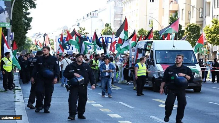 وقفة احتجاجية في برلين دعما لفلسطين وتنديداً بجرائم الكيان الصهيوني 2
