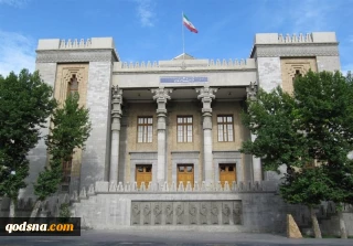 بیانیه وزارت خارجه درباره شرارت‌های صهیونیستی علیه فلسطین و سوریه

ایران: بلندی‌های جولان بخشی جدایی‌ناپذیر سرزمین سوریه است؛ تاکید بر حمایت از مبارزات مشروع ملت فلسطین