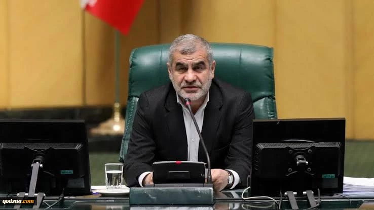نایب رییس مجلس در نطق پیش از دستور در پاسخ به آمریکا :

هدف قرار دادن ناوهای جنگی آمریکا تنها گوشه‌ای از توانمندی‌های ایران است | باید منطقه را ترک کنید 2