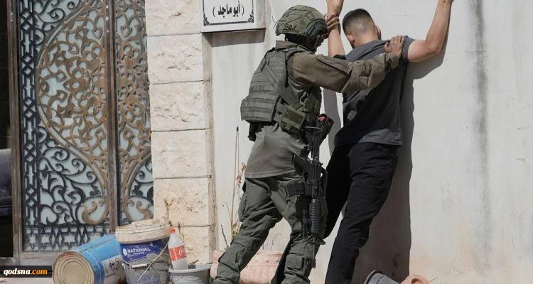 یورش گسترده نظامیان صهیونیست به مناطق مختلف کرانه باختری؛ چند فلسطینی بازداشت شدند 2