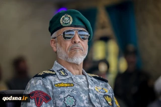 الادميرال سياري: وجّهنا ضربات إلى سفن العدو، وإذا وقع أي تحرك ضد إيران مجددًا، فسنستهدفها مرة أخرى