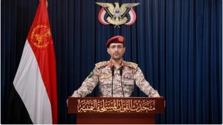 سريع: بالصواريخ البالستية.. استهدفنا "أرامكو" في الظهران والرياض.. ومطار الملك خالد