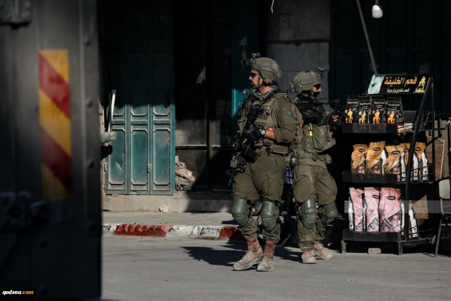 Zionists raid homes, kidnap Palestinians in W. Bank