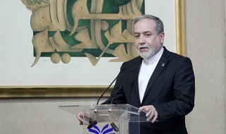 وزیر امور خارجه در آیین گشایش «مرکز اسناد و موزه شهید سید کمال خرازی»:

عراقچی: مدیریت تنگه هرمز مانند گذشته نخواهد بود/ پایان جنگ باید همه جبهه‌ها را دربرگیرد