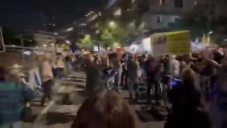 تظاهرات در تل‌آویو علیه نتانیاهو + فیلم 2